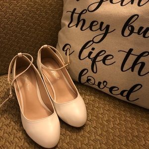 JJ’s House Bridal Wedges